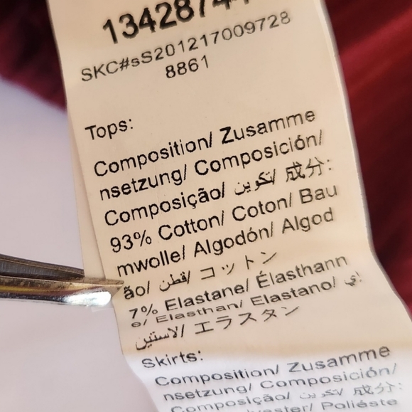 Shein Curve Easy Wear Burgundy Ribbed Long Sleeve Crop Top womens size 2… - Picture 6 of 8